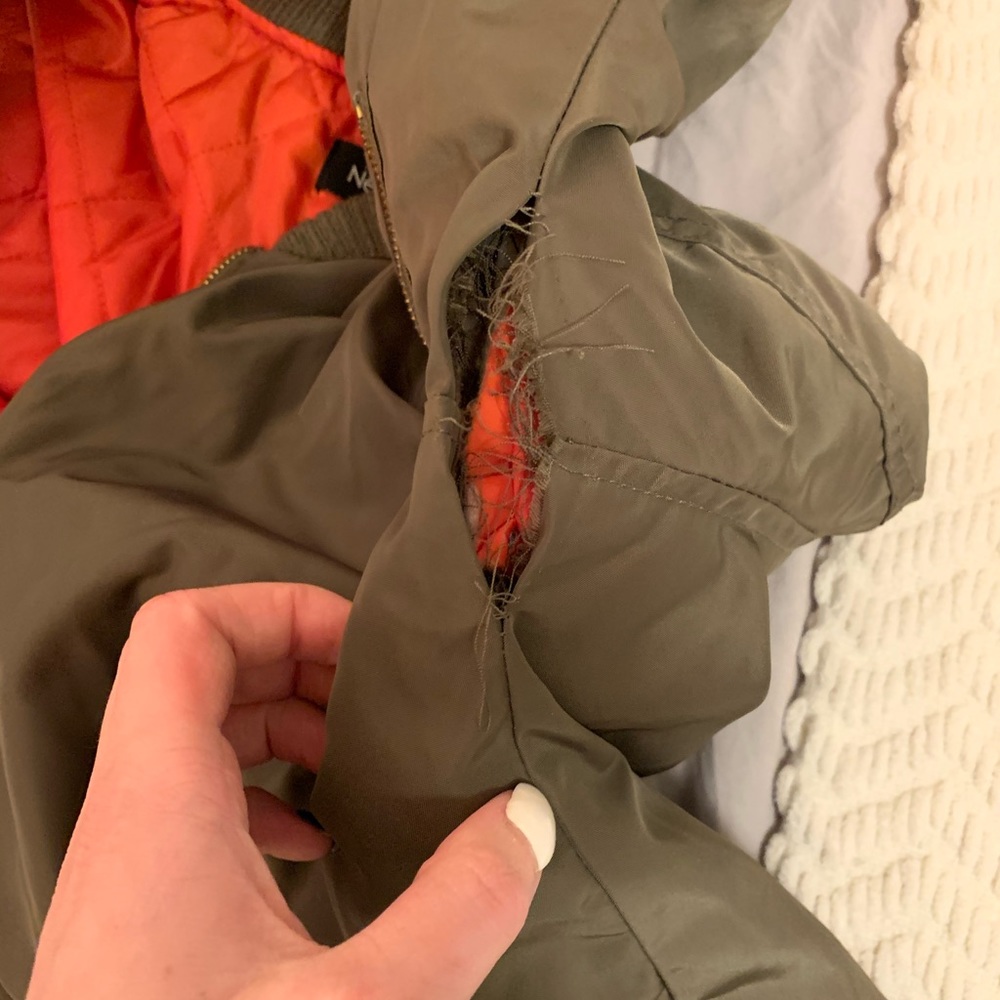 Bomber Jacket - Picture 4 of 4